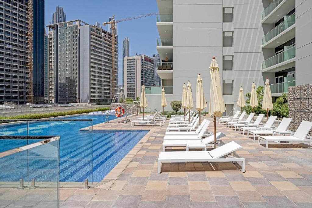 Appartamento Brand New 1Br- Business Bay - Burj Khalifa View Dubai Esterno foto